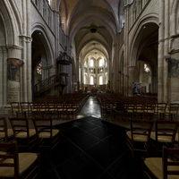 Église Notre-Dame d'Auxonne - Interior: nave