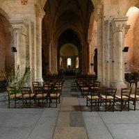 Église Saint-Martin - Interior: Nave
