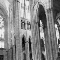 Cathédrale Saint-Pierre de Beauvais - Interior, transept