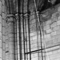 Cathédrale Saint-Pierre de Beauvais - Interior, north choir aisles, outer aisle, division