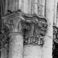 Cathédrale Saint-Pierre de Beauvais - Interior, choir, central vessel, main arcade, capital D 6