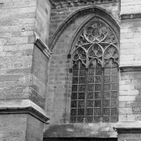 Cathédrale Saint-Pierre de Beauvais - Exterior choir, south side, chapel window