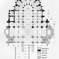 Cathédrale Saint-Pierre de Beauvais - Plan of the ensemble showing chronology of construction and grid system of reference