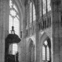Église Saint-Ferréol d'Essômes-sur-Marne - Interior, south transept