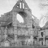 Église Notre-Dame de Longpont - Ruins of exterior western frontispiece