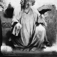 Cathédrale Notre-Dame de Reims - Kneeling Angel