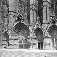 Cathédrale Saint-Étienne de Bourges - Exterior, western frontispiece, portals