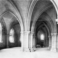 Cathédrale Saint-Étienne de Bourges - Interior, crypt