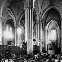 Cathédrale Saint-Pierre de Poitiers - Interior, south transept looking east