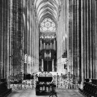 Église Saint-Ouen de Rouen - Interior: Nave from Choir