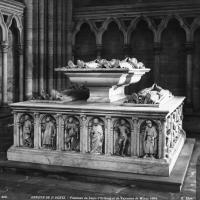 Basilique de Saint-Denis - Interior: Tomb of Louis d'Orleans and Valentine de Milan