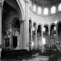 Basilique de Paray-le-Monial - Interior, chevet and choir looking northeast