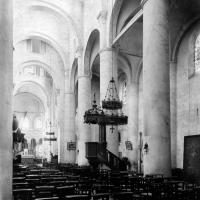 Église Saint-Philibert de Tournus - Interior, south nave looking east
