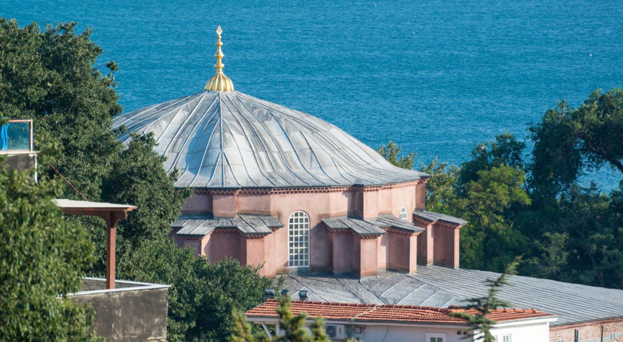 Kucuk Ayasofya Camii - Exterior: Kucuk Ayasofya Dome, View from Nearby Hill